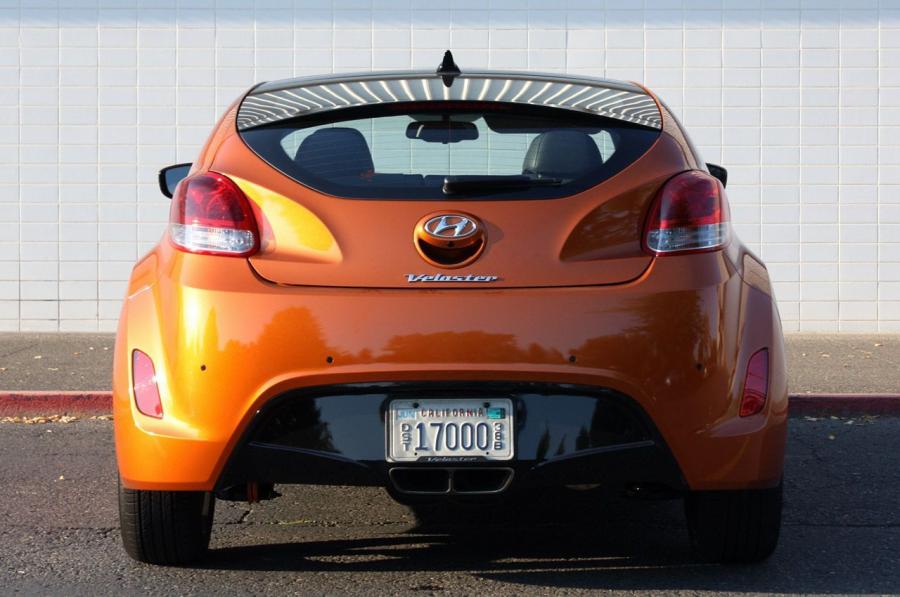  Hyundai Veloster 2011 года  (фото 64 из 184)